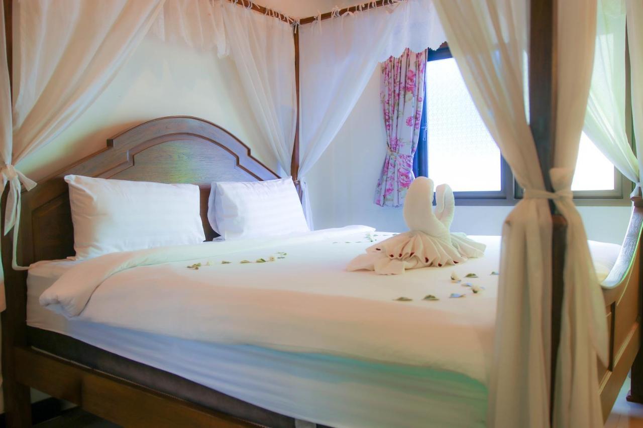 Namphung Phuket Boutique Resort Rawai Bagian luar foto