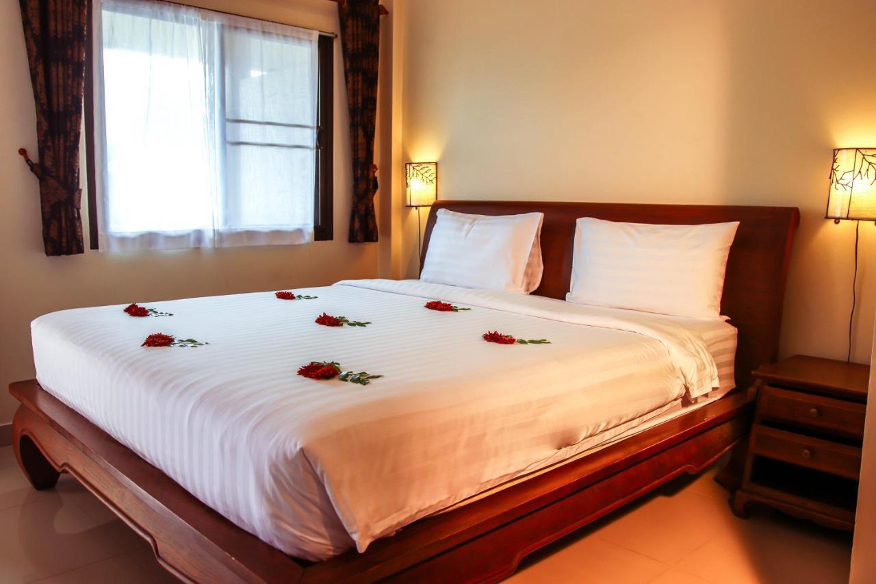 Namphung Phuket Boutique Resort Rawai Bagian luar foto