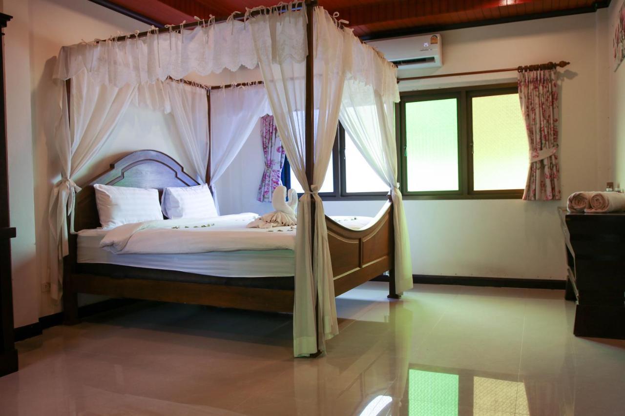 Namphung Phuket Boutique Resort Rawai Bagian luar foto