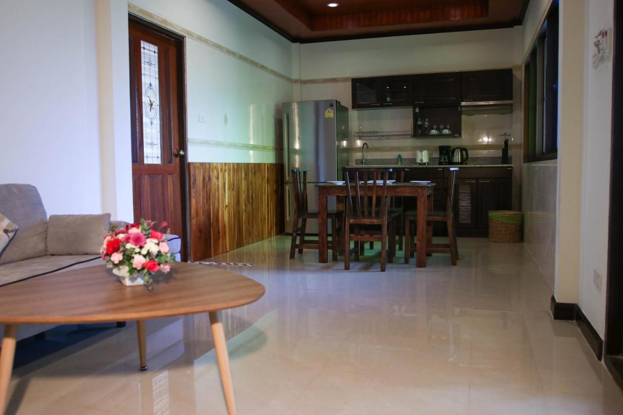 Namphung Phuket Boutique Resort Rawai Bagian luar foto