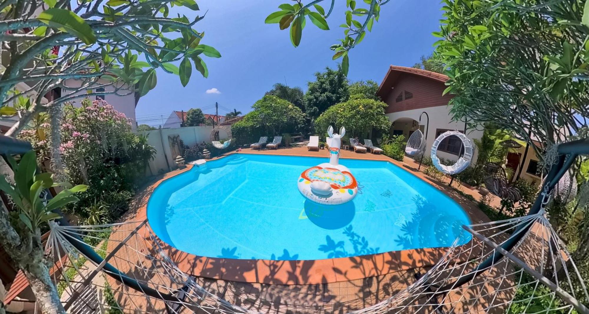 Namphung Phuket Boutique Resort Rawai Bagian luar foto