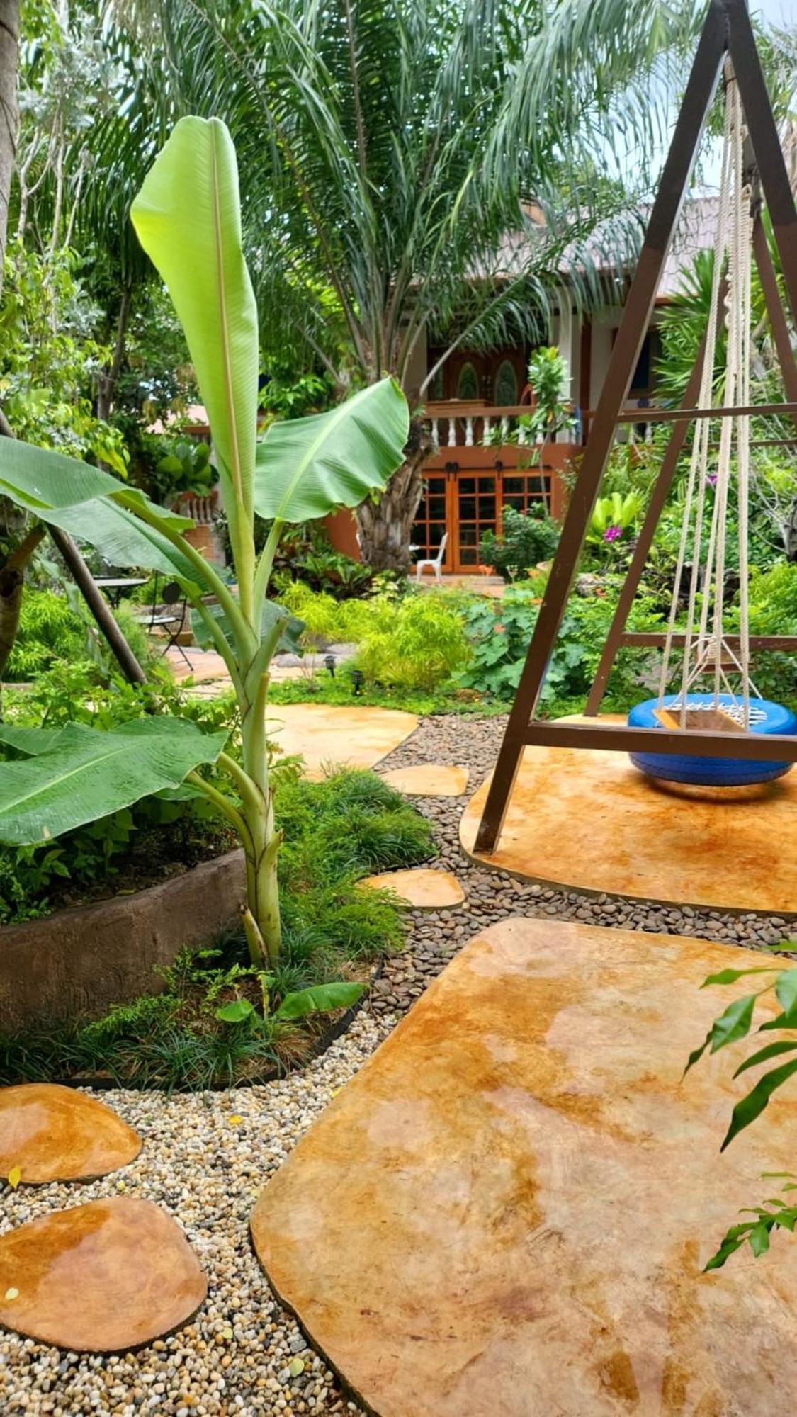 Namphung Phuket Boutique Resort Rawai Bagian luar foto