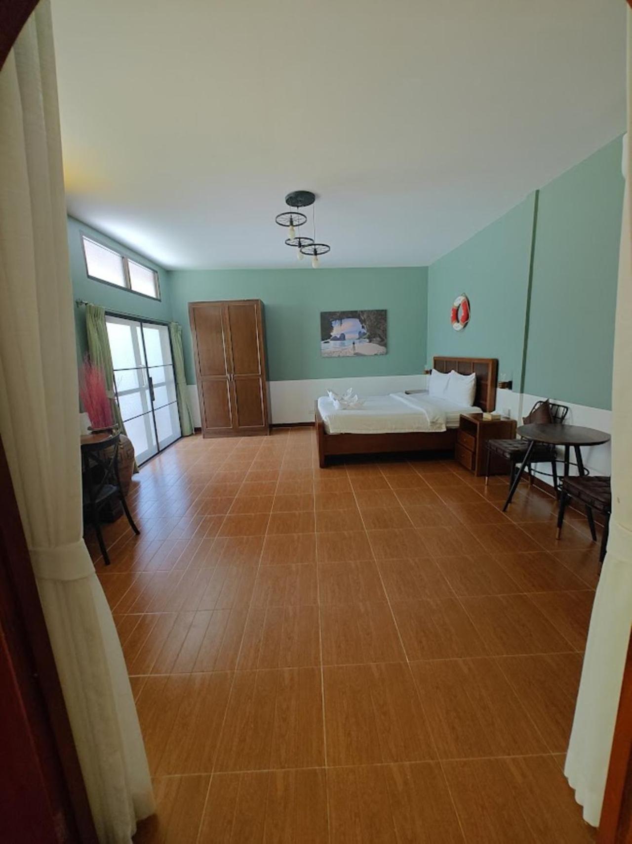 Namphung Phuket Boutique Resort Rawai Bagian luar foto