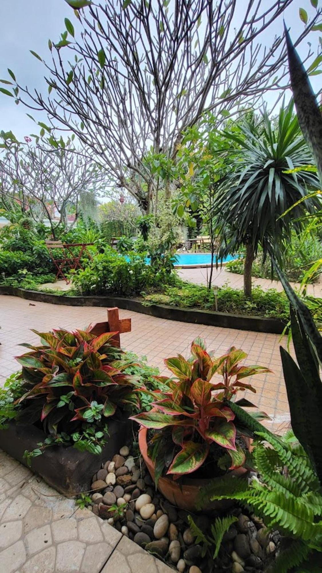 Namphung Phuket Boutique Resort Rawai Bagian luar foto