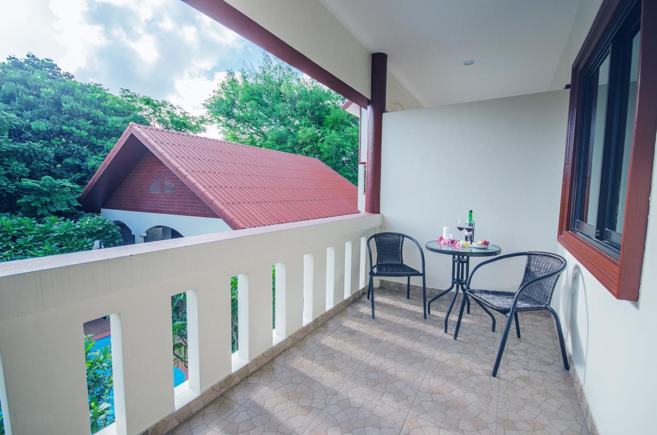 Namphung Phuket Boutique Resort Rawai Bagian luar foto