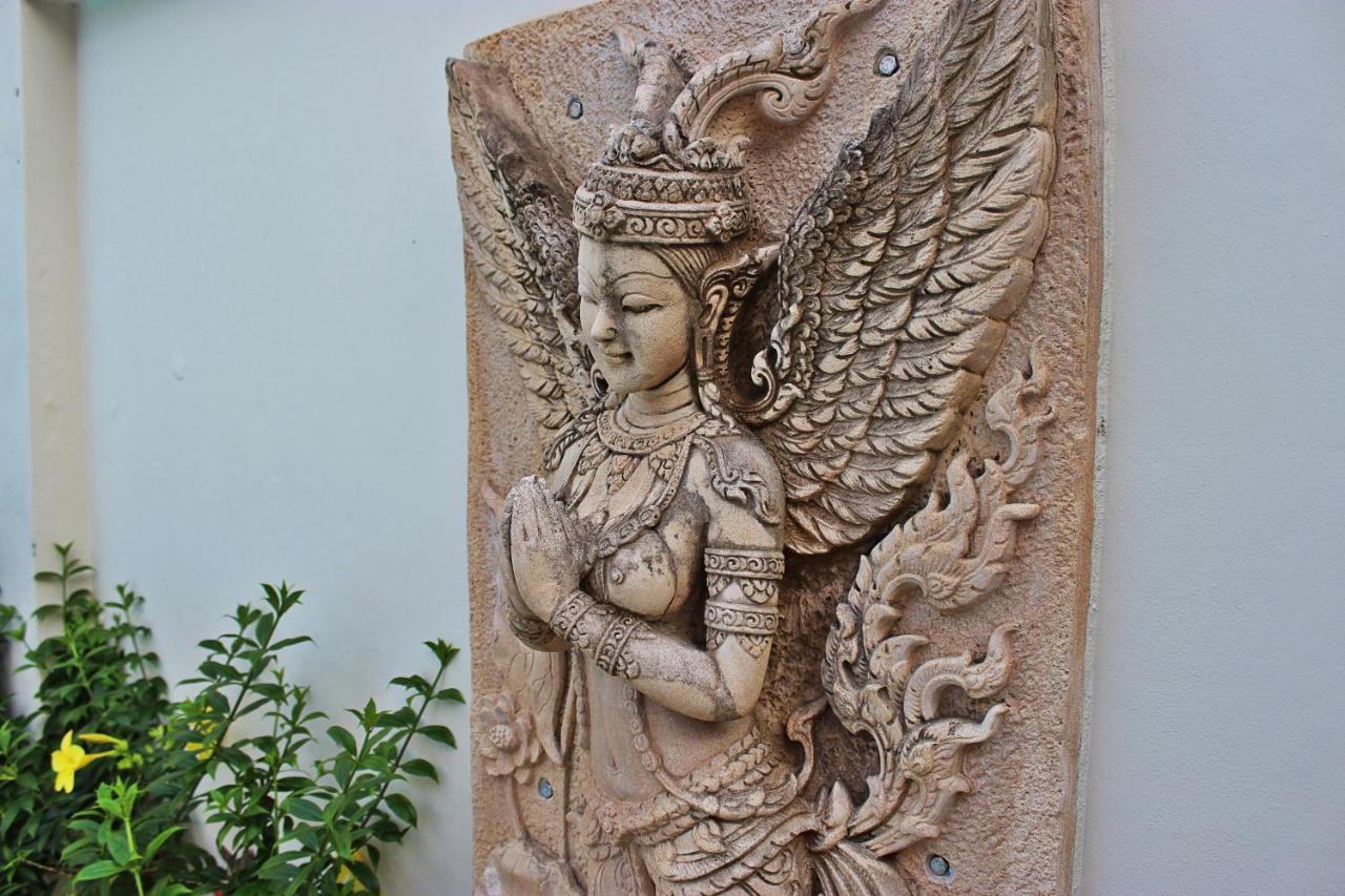Namphung Phuket Boutique Resort Rawai Bagian luar foto